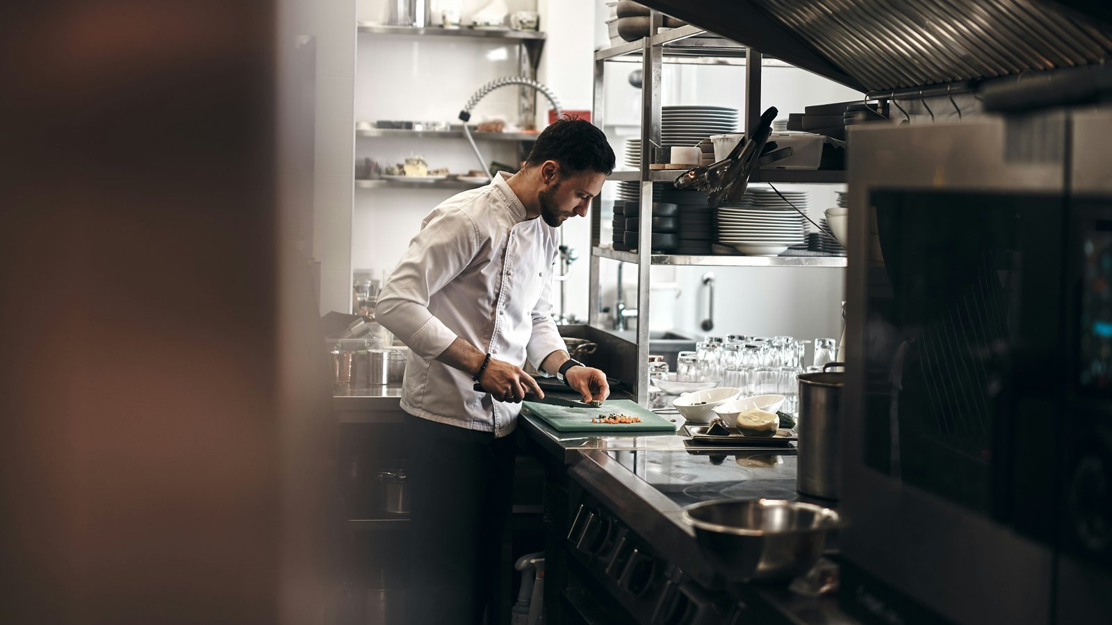HOW TO START CLOUD KITCHEN